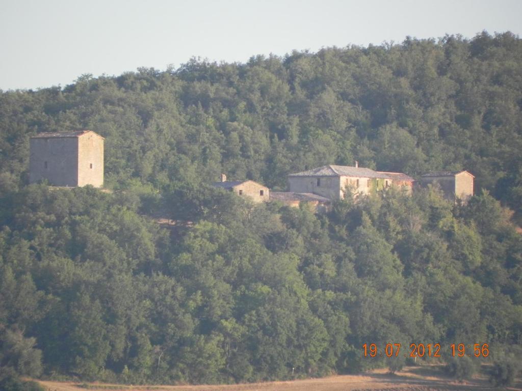 Castello Di Grotti Guest House Corsano  Luaran gambar