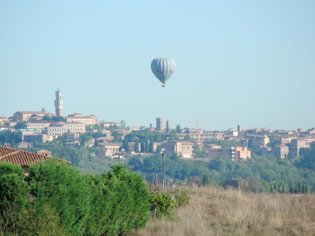 Castello Di Grotti Guest House Corsano  Bilik gambar